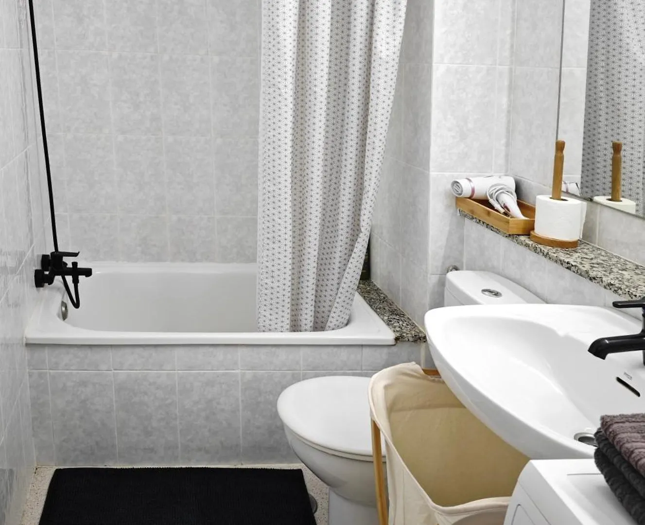 Blanco&Azul - Comfortable Ocean View Apartment Next To The Beach Playa de las Américas 0*,  Spanyolország